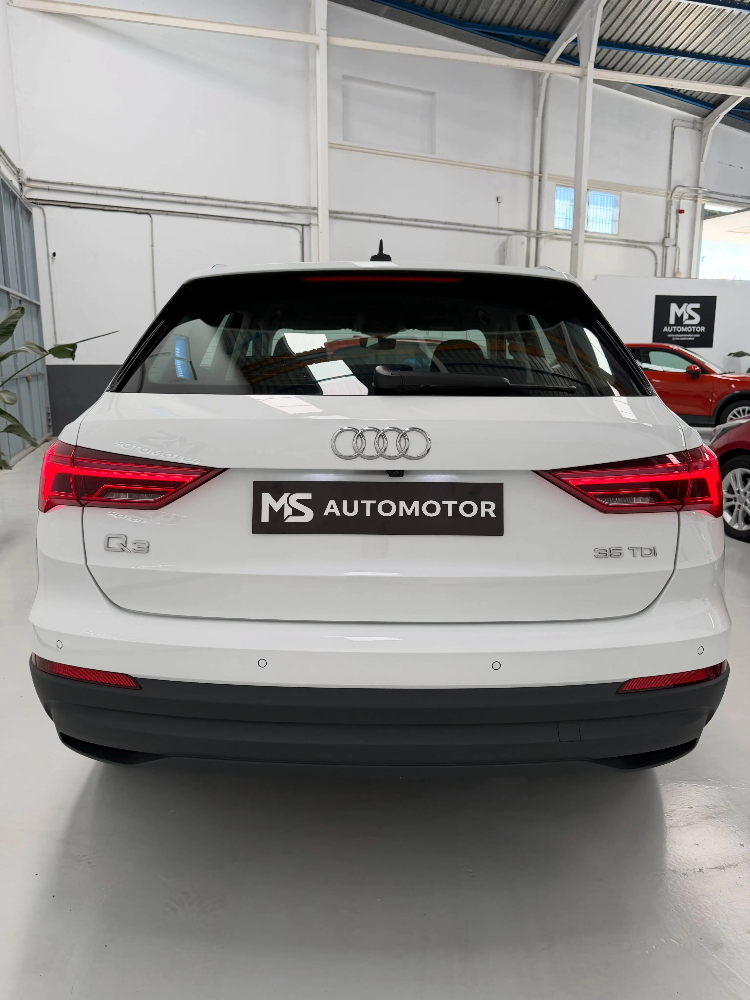 Audi Q3 2.0 TDI / DIESEL - foto 3