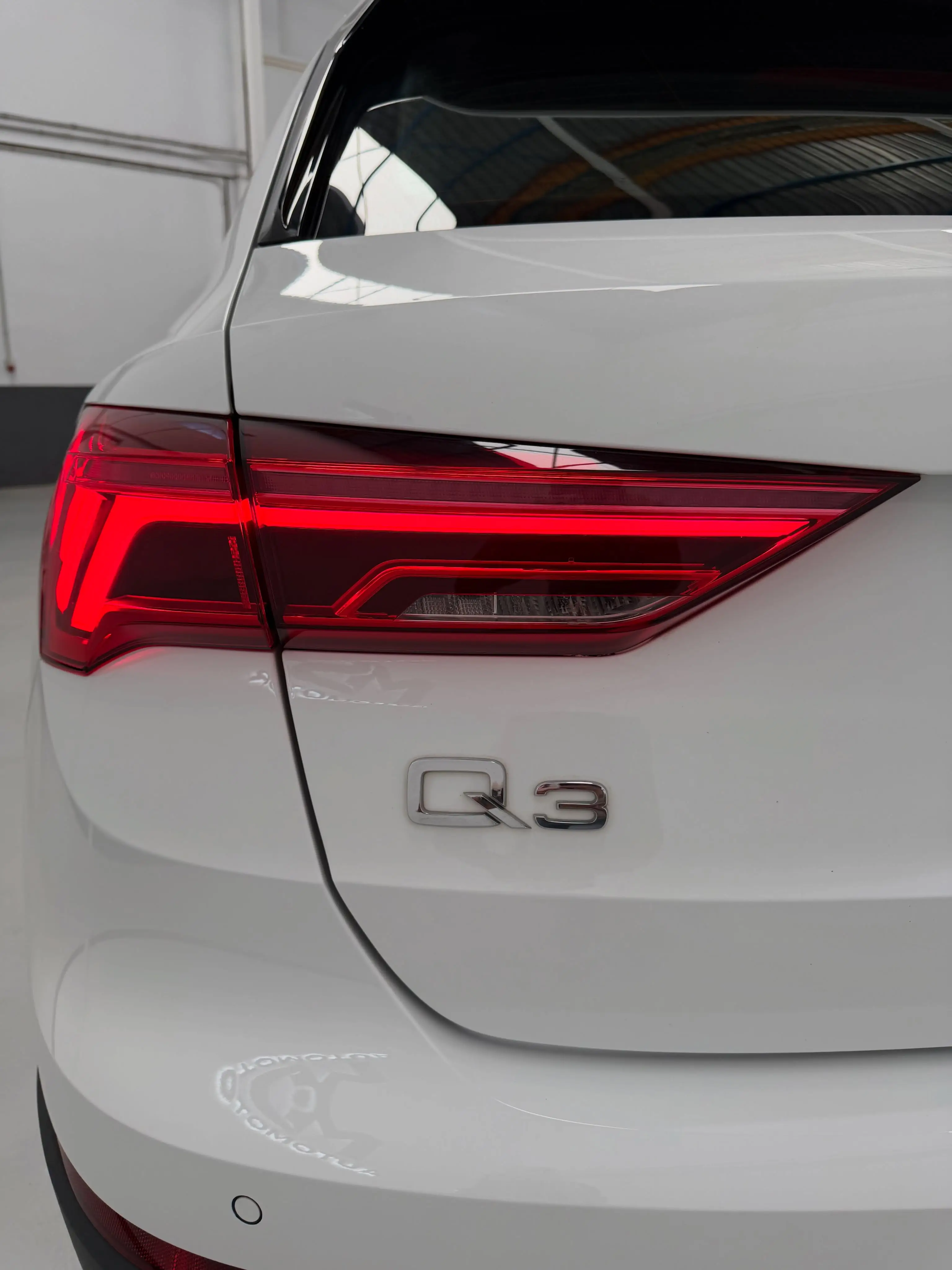 Audi Q3 2.0 TDI / DIESEL - foto 4