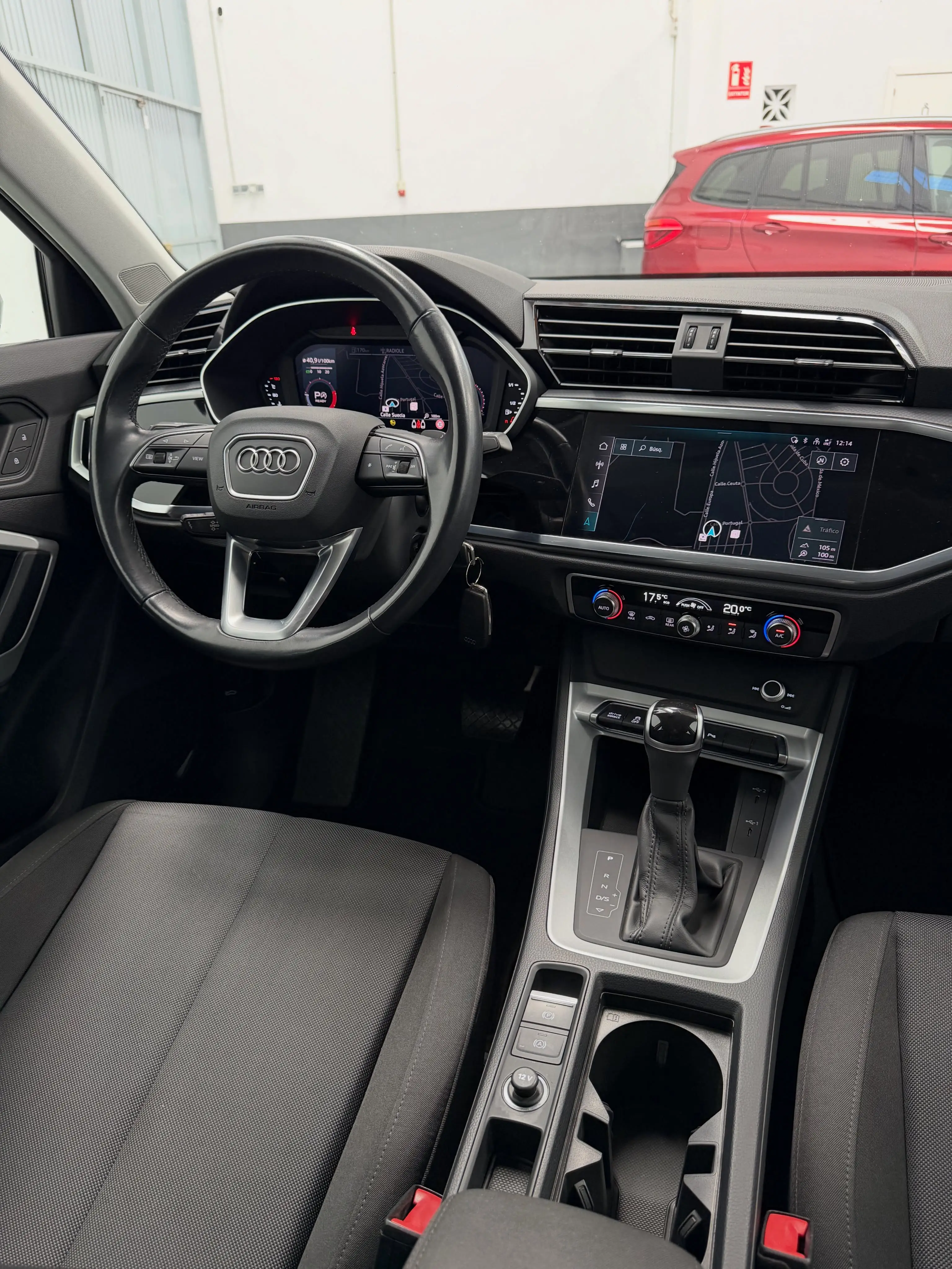 Audi Q3 2.0 TDI / DIESEL - foto 11