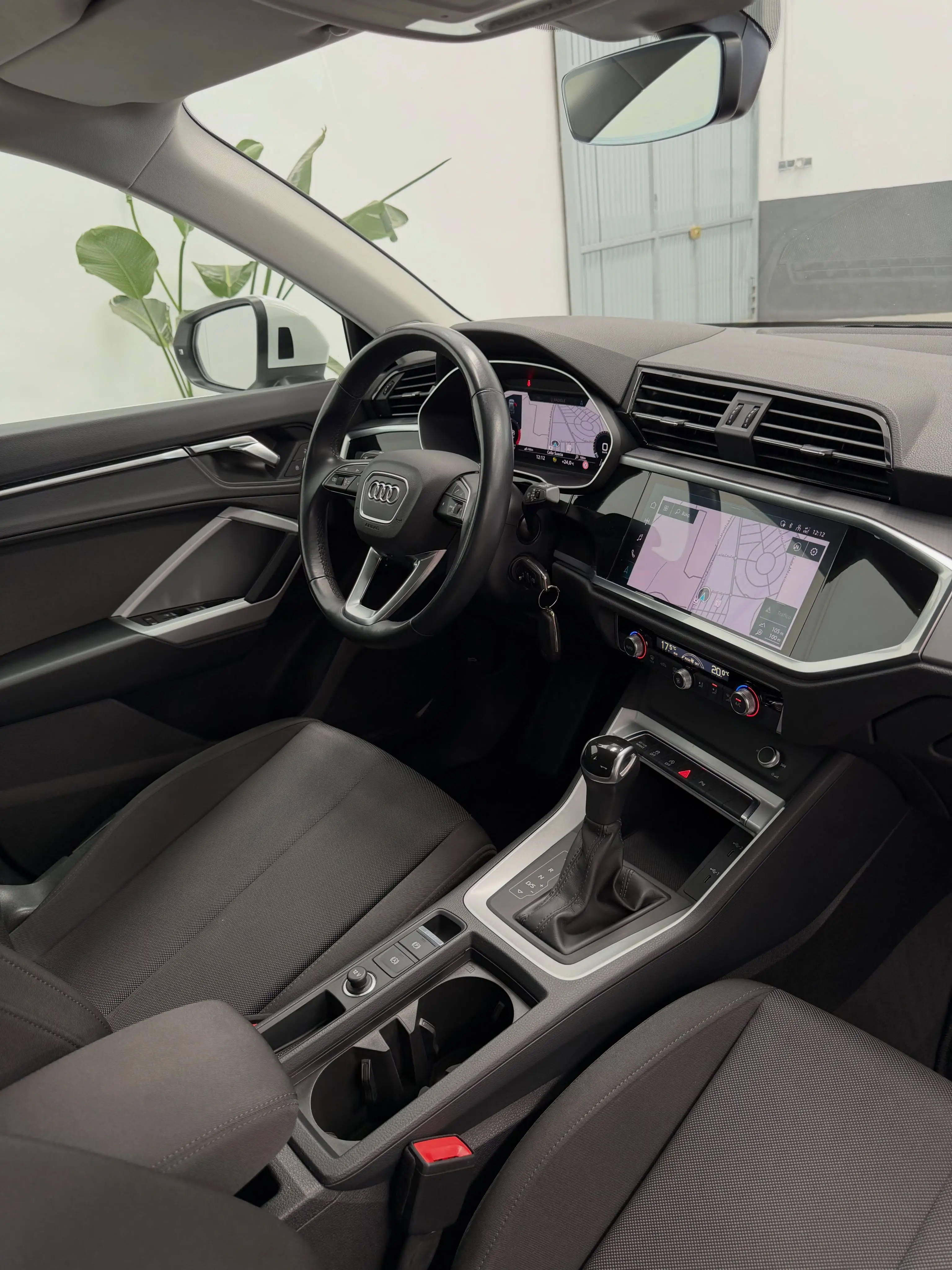 Audi Q3 2.0 TDI / DIESEL - foto 13