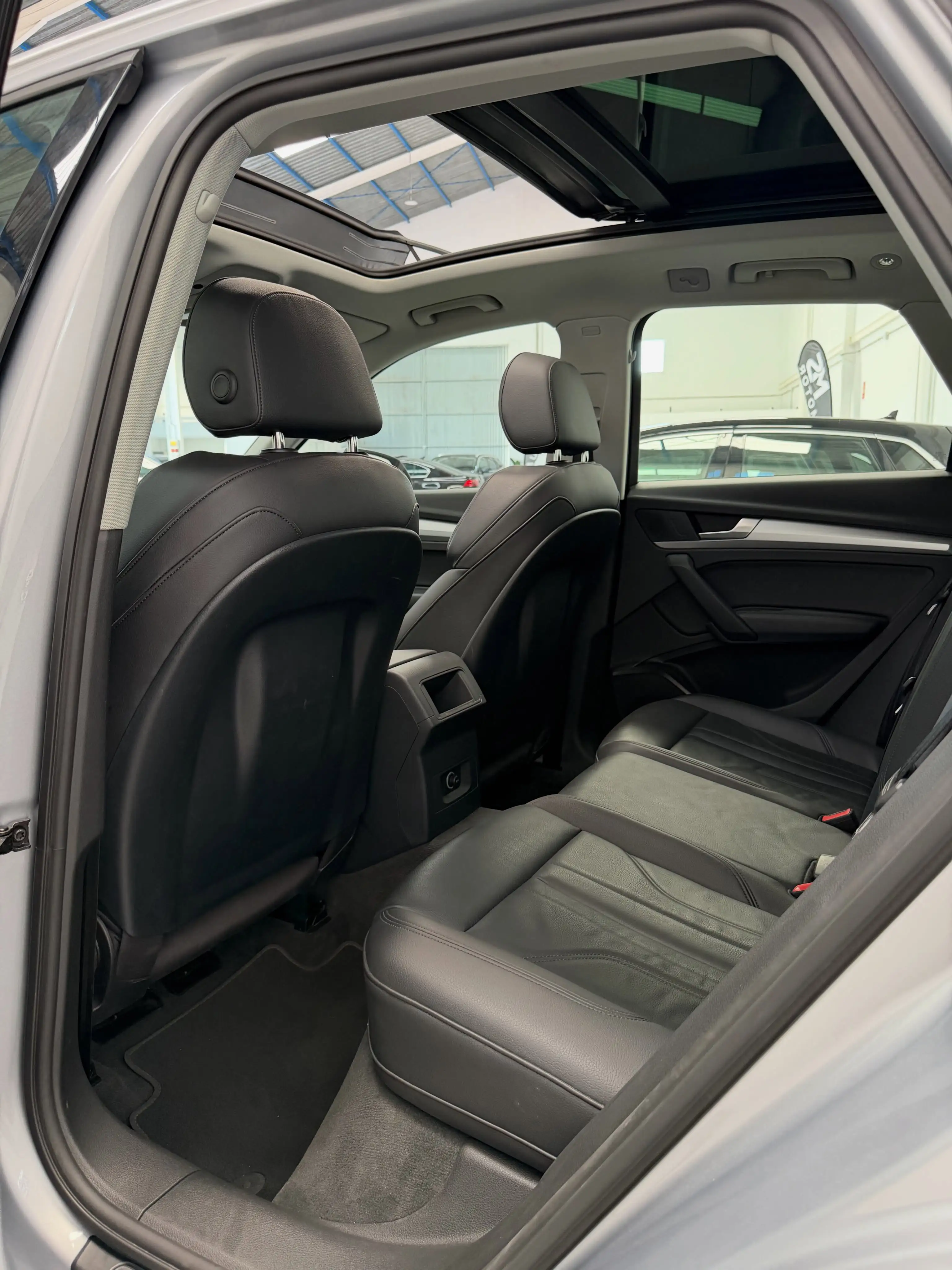 Audi Q5 2.0 TDI / DIESEL - foto 17
