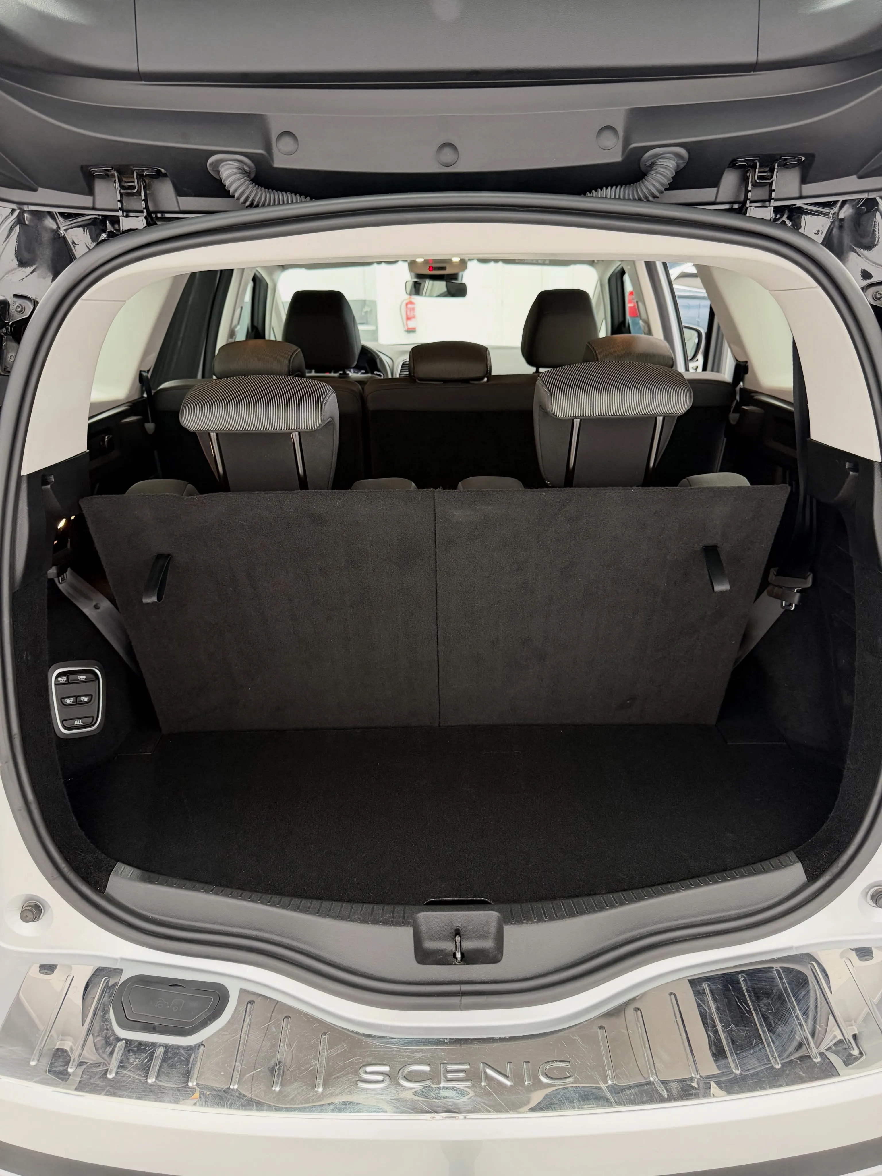 Renault GRAND SCENIC - 7 Plazas 1.7 DCI - foto 17