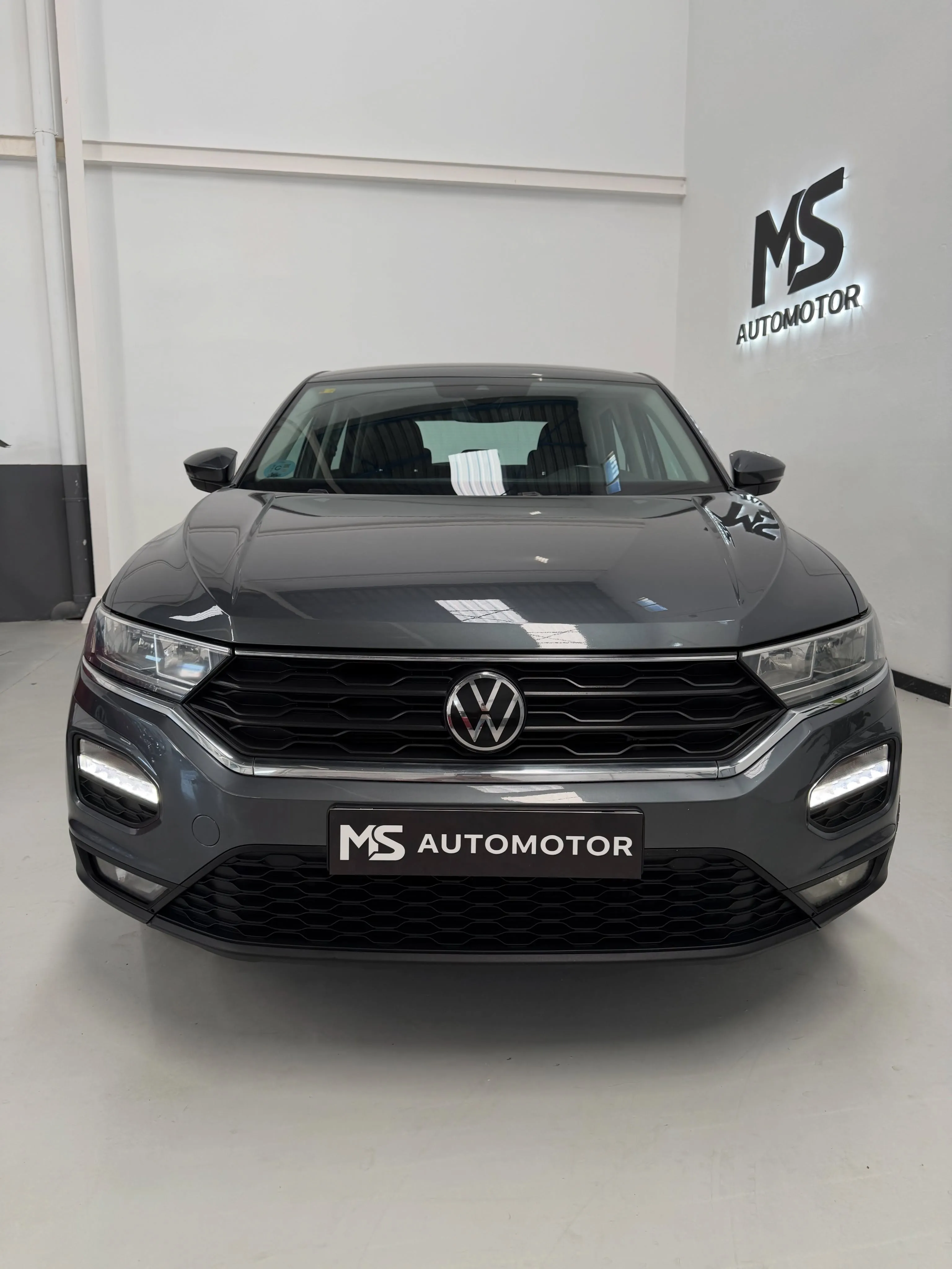 Volkswagen T-ROC 1.6 TDI / DIESEL - foto 6