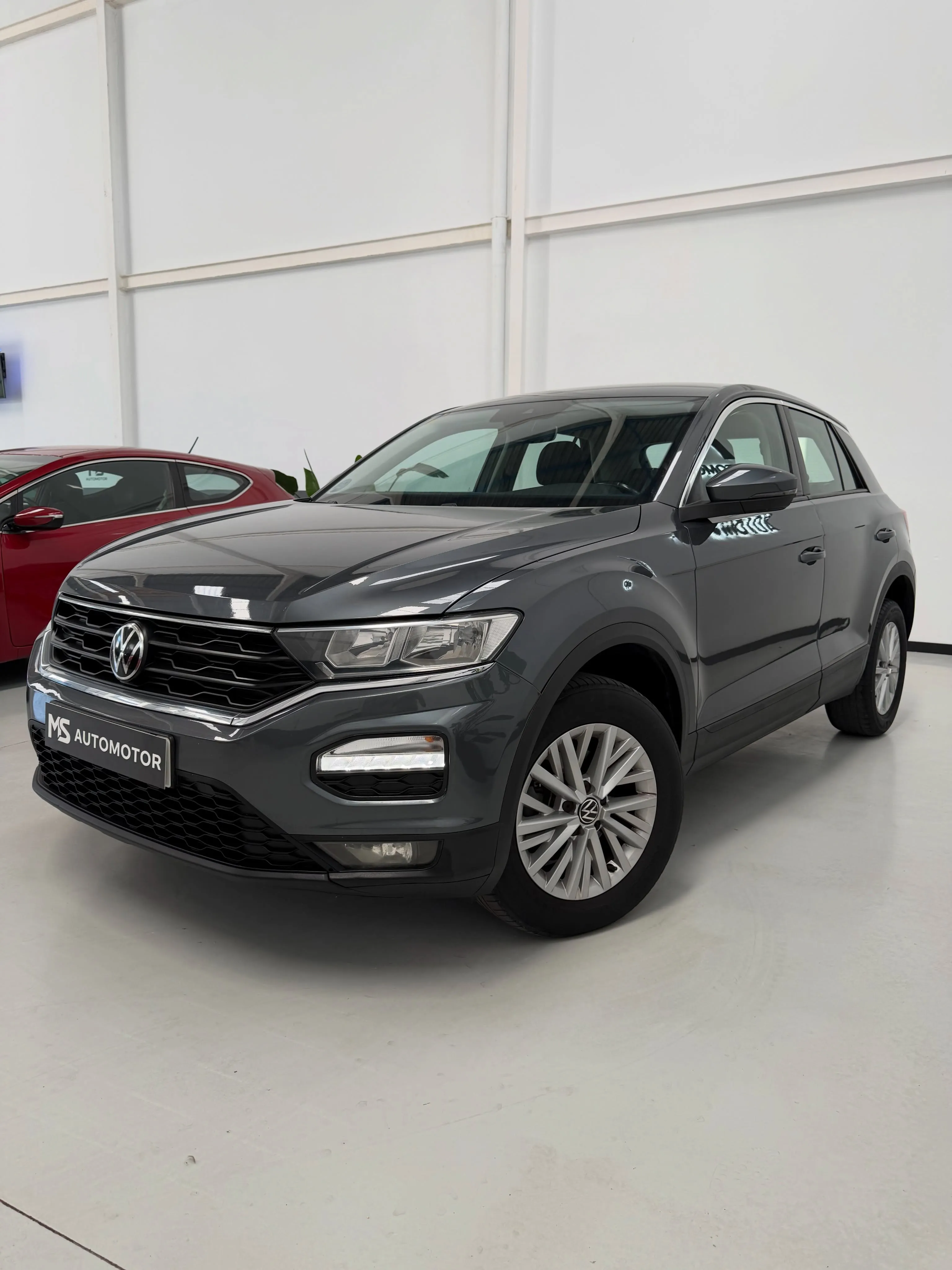 Volkswagen T-ROC 1.6 TDI / DIESEL - foto 5