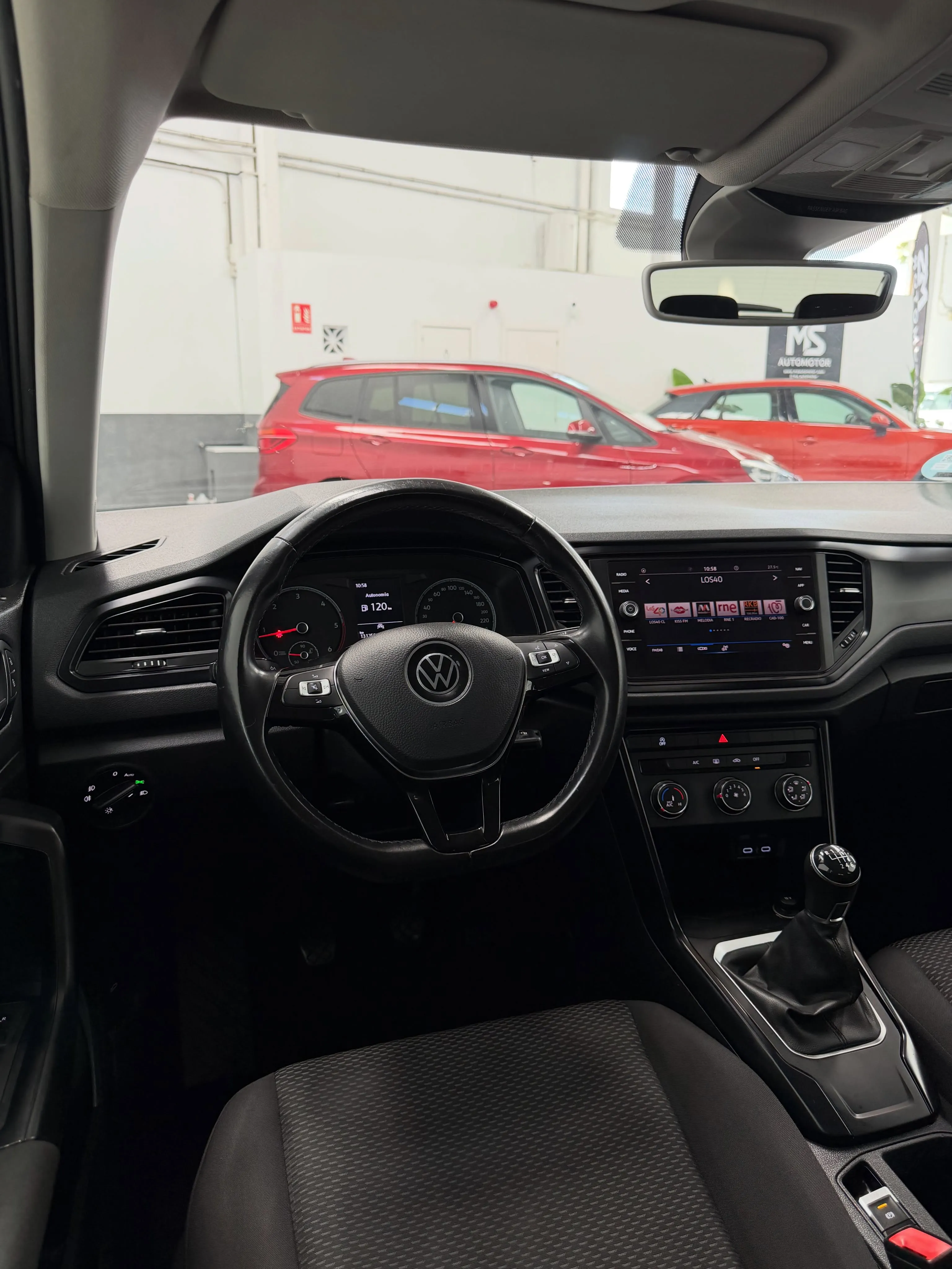 Volkswagen T-ROC 1.6 TDI / DIESEL - foto 11