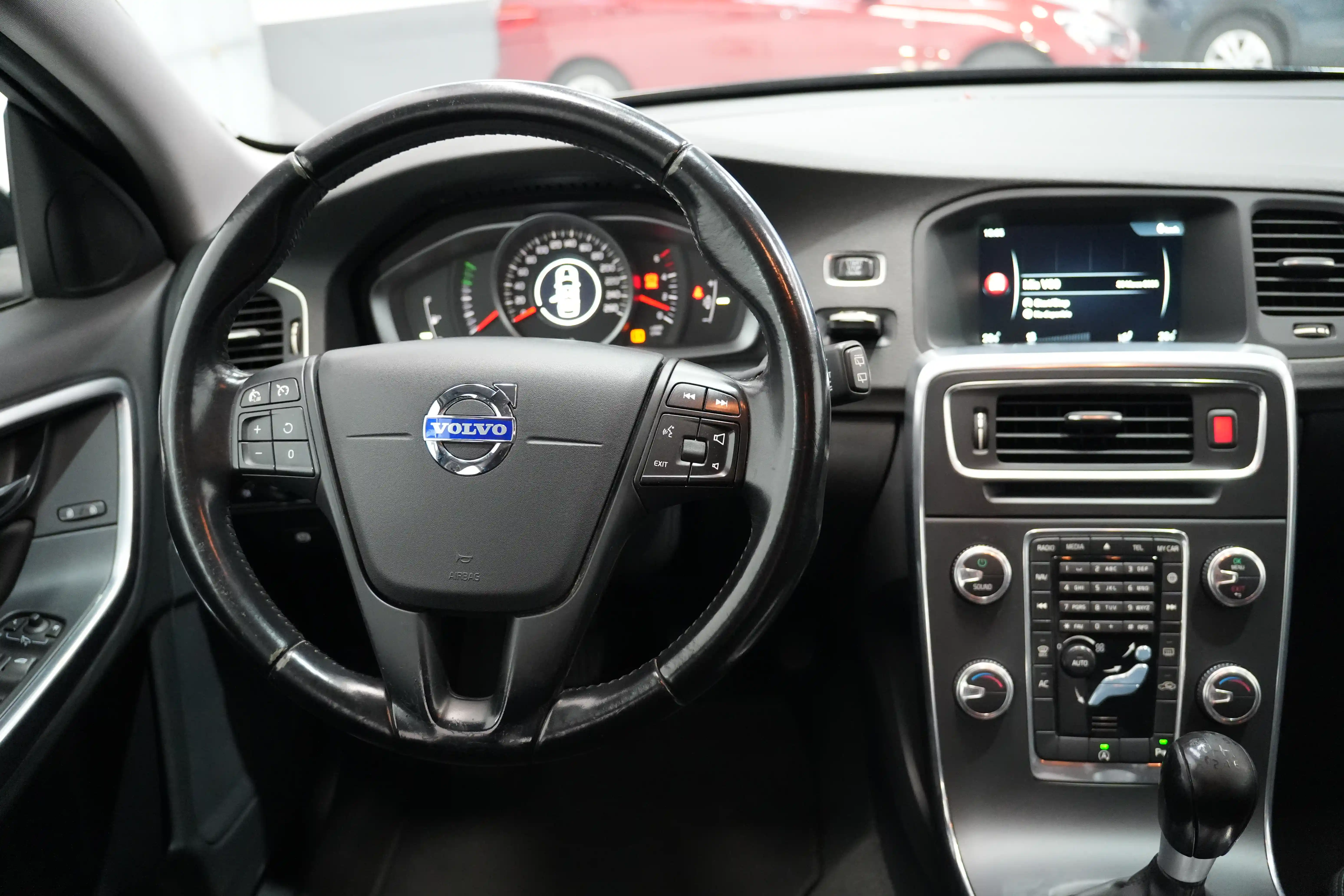 Volvo V60 1.6 Diesel - foto 8