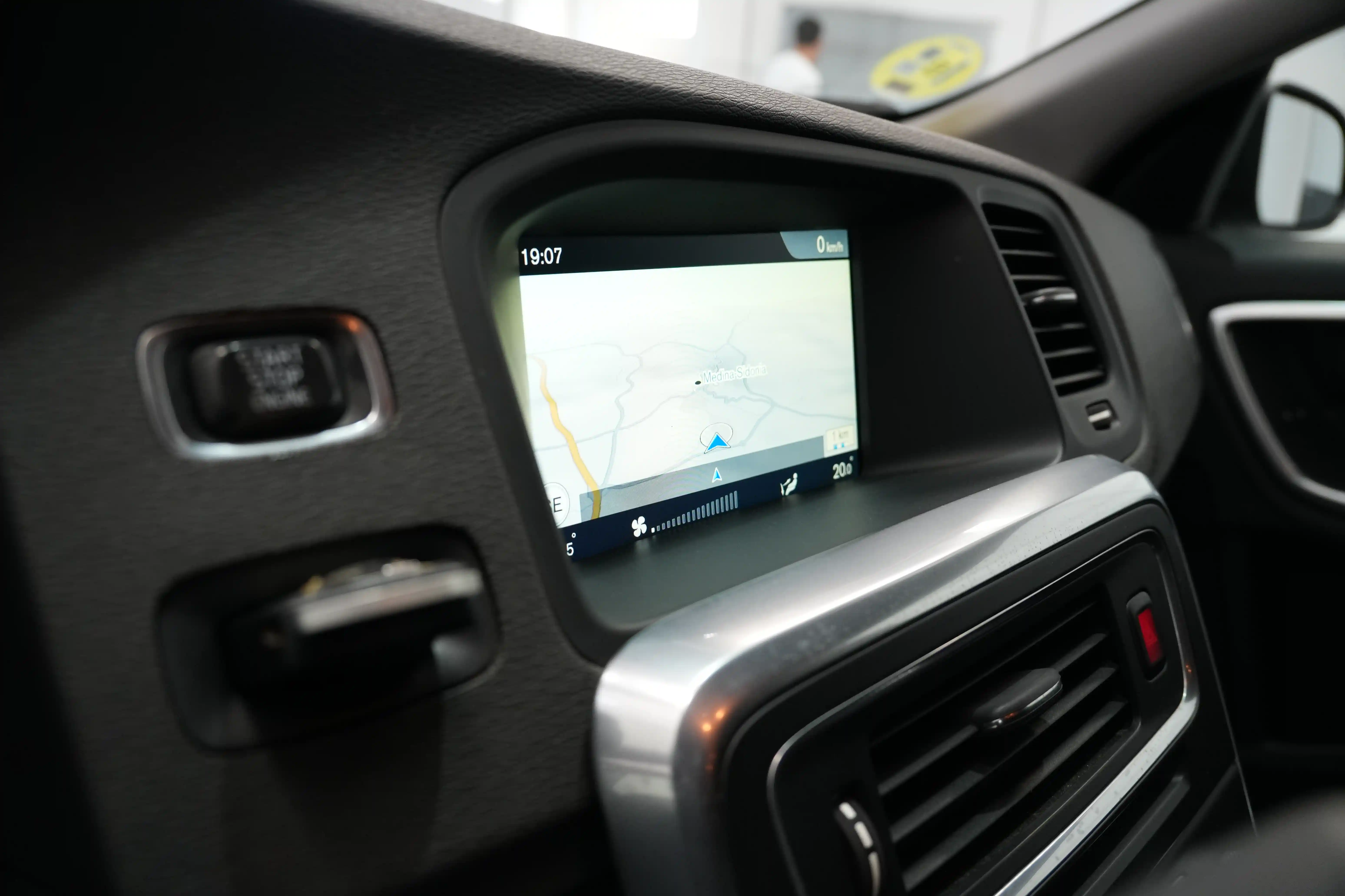 Volvo V60 1.6 Diesel - foto 14