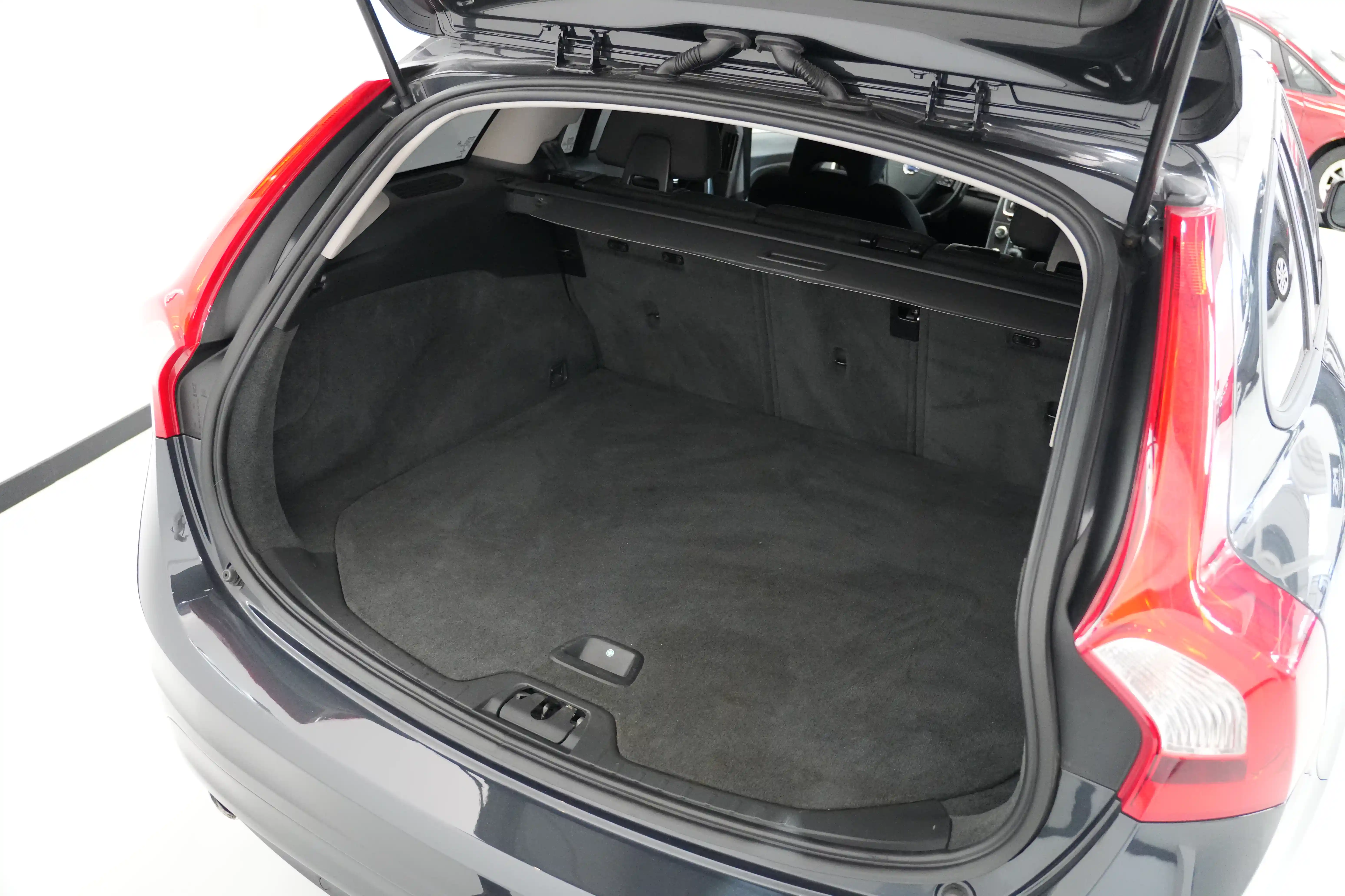 Volvo V60 1.6 Diesel - foto 17